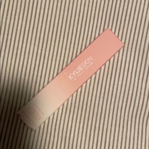 Kylie Skin Brand New Eyecream!